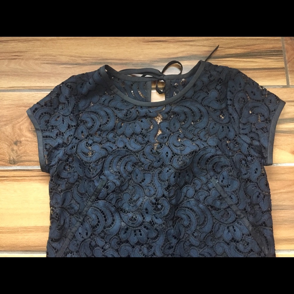 Loft 00p lace dress